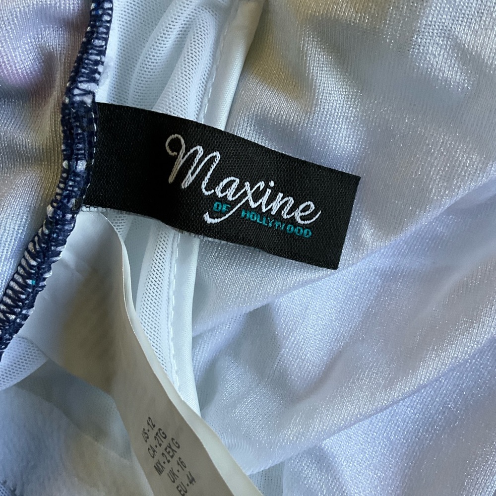 ✨Maxine of Hollywood Navy//Tulum Tiki Floral Bathing Suit Size 12 - Picture 9 of 14